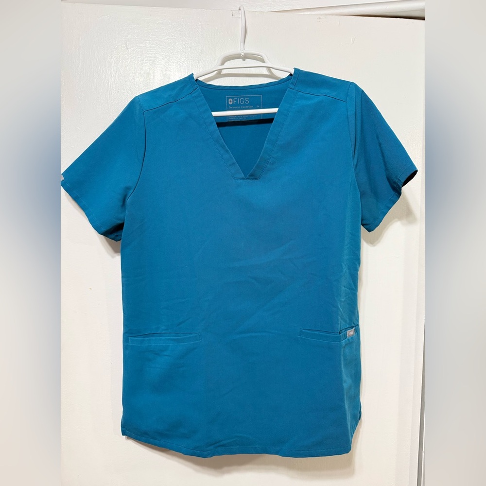 FIGS Women's Top